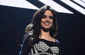 May 21, 2021 · camila cabello to lend her songwriting chops to her film recent new photos have been released from the set of 'cinderella' which was filmed in the uk. Cinderella Trailer Camila Cabello Als Singendes Aschenputtel Zu Sehen