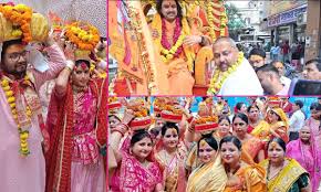 विकास गुप्ता परिवार की भागवत कथा से पूर्व भव्य कलशयात्रा; भारद्वाज आश्रम  में सुशीलजी महाराज कर रहे ज्ञान-वर्षा, रोज दोपहर 2 बजे से शाम 6 बजे ...