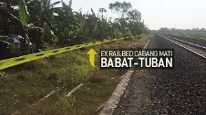 Wingko babat buatan sugito diberi nama cap bus gaya baru dengan gambar kereta api di bagian kertas depan. Cabang Rel Mati Dari Stasiun Babat Ke Tuban Jawa Timur Youtube