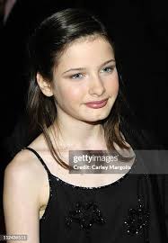 425 Flora Cross Photos & High Res Pictures