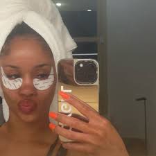 ✨☁️✨🧖🏽‍♀️✨☁️✨