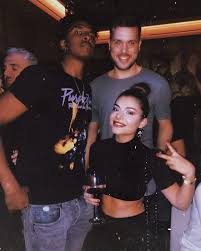 | eleutheria eleutheriou stin mykonos! Me Poioys Mpasketmpolistes 3enyxtaei H Eley8eria Eley8erioy Pic Like Com Cy