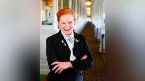 Elizabeth Schweitzer, Master Sommelier at Grand Hotel – 9and10News.com