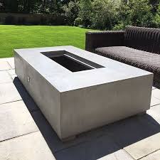 Our contemporary outdoor concrete fire pits use natural gas, propane or biofuel. Indoor Modern Fire Pit Decor Backyard Firepitwood Concrete Fire Pits Fire Pit Backyard Outside Fire Pits
