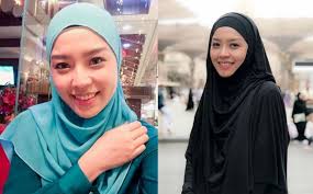 Nonny nadirah is an actress, known for xx ray iii (2019), megat extend (2017) and cupid (2017). Mungkin Sudah Ditakdirkan Jodoh Kami Tidak Panjang Nonny Nadirah Bercerai Gempak