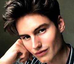 Moritz Hau Born Feb 3 1998 In Wiesbaden Germany Famous Birthdays In 2020 Handsome Boys How To Look Better Celebrities