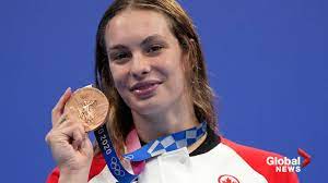 Gold, silver, and bronze, awarded to first, second, and third place, respectively.the granting of awards is laid out in detail in the olympic protocols. Gqmdlp0yf Epwm