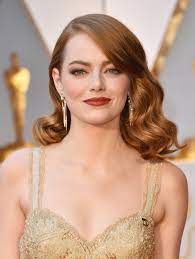 Page for fans of emma stone. Emma Stone Unveils Platinum Blonde Hair Color Teen Vogue