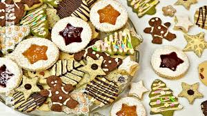 Iata o reteta de fursecuri cu ciocolata, care iti va incanta simturile. Fursecuri Asortate Fursecuri De Craciun 7 Retete De Fursecuri Adygio Kitchen Youtube