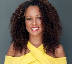 How to make a small kitchen look bigger: 4 easy methods