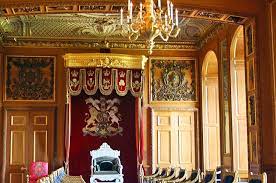 Initially designed to protect from the norman forces the castle was a motte and bailey. Visiting Windsor Castle 10 Top Attractions Tips Tours Planetware