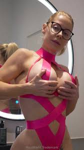 Miss Mia Fit aka missmiafit - 01-01-2025 OnlyFans Video - Happy New Year _  Lets start 25 in the wettest way possible - Fetish-themed Porn video  available for online streaming on x-fetish.tube