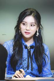 Umji C Law Sowon Selebritas Meme
