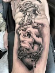 Explicación de la fiesta la imagen del sagrado corazón de jesús nos recuerda el núcleo central de nuestra fe: Sagrado In Tattoos Search In 1 3m Tattoos Now Tattoodo