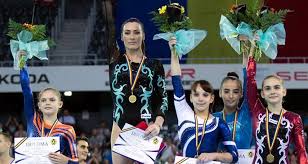 Am o colecție de genți la care tot timpul mă uit. Gimnastele CÄƒtÄƒlina Ponor Si Maria HolburÄƒ De La Cs Farul ConstanÅ£a ConcureazÄƒ In FranÅ£a