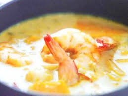 Soupe Thai Piquante Aux Crevettes Au Curry Rouge Recette Crevettes Curry Recettes De Cuisine Recette Soupe Thai