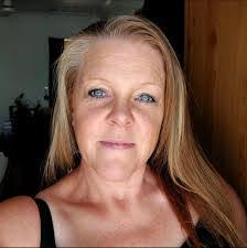 Tanya Starr's Instagram, Twitter & Facebook