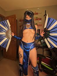 Kitana from Mortal Kombat by Krisn194 - Reddit NSFW