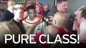 You can take any video, trim the best part, combine with other videos, add soundtrack. Jesse Lingard Buys A Drink For An Entire Bar Full Of Manchester United Fans On Final Day Of Season Mirror Online