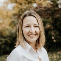 8900+ perfiles de «Barbara And»