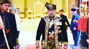 Seperti yang dijanjikan bekas isteri sultan kelantan, sultan muhammad v, rihana oksana gorbanteko mendedahkan wajah bayi sulungnya, ismail leon. Lebih Dekat Dengan Sultan Muhammad V Raja Malaysia Yang Menikahi Miss Moscow 2015 Lifestyle Liputan6 Com