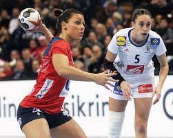 La internacional noruega nora mork, de 28 años y una de las grandes estrellas del balonmano el ligamento de la rodilla está severamente dañado y nora tendrá que ser operada, lo que la mantendrá. Nora Mork Spielerprofil Handball News
