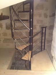 Escalier métal pour intérieur exclusivement. Escalier En Acier Creation En Colimacon Pezenas Dans L Herault