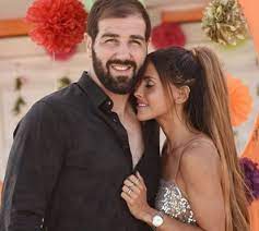 Carolina patrocínio partilhou recentemente nas redes sociais uma fotografia com um biquíni segundo a apresentadora, o marido gonçalo uva não quer fotos de bunda nas redes sociais, o que. O Que E Isto Marido De Carolina Patrocinio Insulta Seguidores Da Apresentadora Apos Criticas Nacional Flash