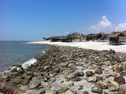 Lokasi wisata yang hanya berjarak 48 km dari kota medan ini memiliki luas areal sekitar 43 ha yang memang dirancang menajdi one stop service to fun. Pantai Cermin Wisata Waterpark Dengan View Pantai Dan Resort Yang Menawan Tempat Me