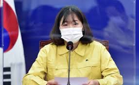 위원장으로서 국회의원 자문단, 이벤트 등 당 행사에 관여 했다. ì†ë³´ 25ì„¸ å¥³ ëŒ€í•™ìƒ ë°•ì„±ë¯¼ é' ì²­ë…„ë¹„ì„œê´€ íŒŒê²© ìž„ëª… ì•¼ê°„ ì •ë³´
