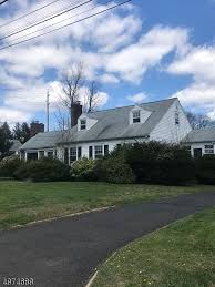 Zillow Has 104 Homes For Sale In New Jersey Matching View Listing Photos Review Sales History And Use Our Detailed Real Estate In 2020 Zillow Fee Simple Plainfield