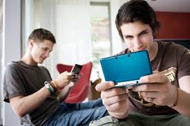 I feel like Im holding porn when I play 3DS in public | GamesRadar+