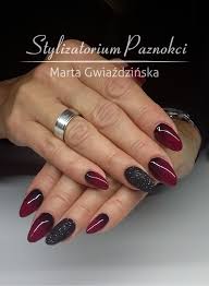 Salon Stylizatorium Paznokci Marta Gwiazdzinska We Wroclawiu