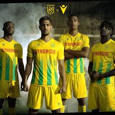 Kita reçoit un énorme message pour la vente du club ! Fc Nantes 2020 21 Macron Home Kit 20 21 Kits Football Shirt Blog