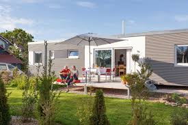 So genannte 'tiny houses' (deutsch: Minihaus Schworerhaus