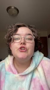 Allison Reiter's Instagram, Twitter & Facebook