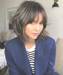 Angular Bob Curtain Bangs Middle Part Curtainbangs Angular Bob Curtain Bangs Middle Part Short Shag Haircuts Short Hair With Bangs Hair Styles