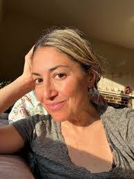 Fran Weinberg's Instagram, Twitter & Facebook