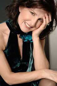 Critics At Large : Psychoanalyst as Sentimentalist: Julia Kristeva's The  Samurai