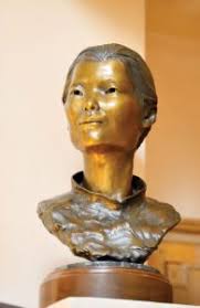 At Home with Glenna Goodacre