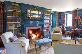 It's also a good way to disguise paneling you don't love. Best 30 Living Room Paint Colors Beautiful Wall Color Ideas