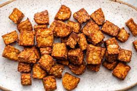 Easy Baked Tempeh 3 Ingredients So Crispy From My Bowl Recipe Baked Tempeh Tempeh Recipes Vegan Tempeh Recipes