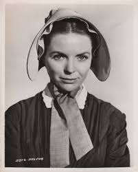 Pictures of Dorothy McGuire, Picture #245079