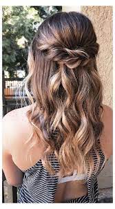 Il bello del taglio messy. Acconciature Semiraccolte Per Capelli Medi E Lunghi Scegli La Tua Preferita Capellistyle