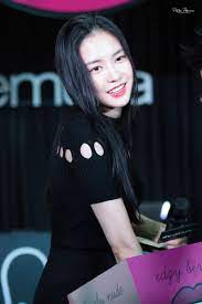 'it's not 'rumors' at this point, it's plastic surgery… i think people have been searching up what happened over the shock of how different she looks. Apink Son Naeun S Latest Photos Spark Plastic Surgery Rumors Plastic Surgery Surgery Apink Naeun