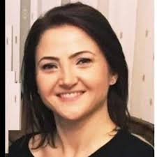 Özlem gürses babasına duyduğu özlemi twittwe hesabından da dile getirdi. Ozlem Gurses Ozlemgurss Twitter