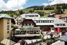 Das haus selbst liegt im ortsteil rütte in der nähe von skiliften, umgeben von. Die 10 Besten Hotels In Todtnauberg 2021 Ab 50 Gunstige Preise Tripadvisor