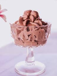The Easiest Healthy Peanut Butter Chocolate Mousse Recipe Healthy Chocolate Spring Desserts Low Calorie Desserts