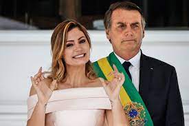 Exerce o sexto mandato de deputado federal pelo rio grande do sul. Istoe Ganha Processo Contra Michelle Bolsonaro E Dama Tera Que Pagar R 15 Mil