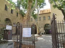 Consultez les 44 avis de voyageurs, 95 photos, et les meilleures offres pour court'inn aqua, classé n°46 sur 66 chambres d'hôtes / auberges à avignon et noté 3 sur 5 sur. Livree Ceccano Avignon 2021 All You Need To Know Before You Go With Photos Tripadvisor